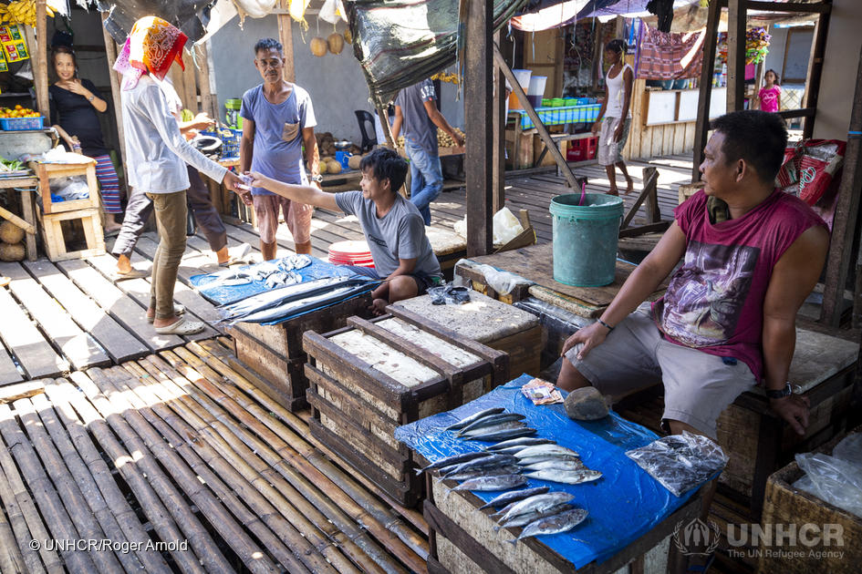 Philippines. UNHCR helps community at risk of statelessness