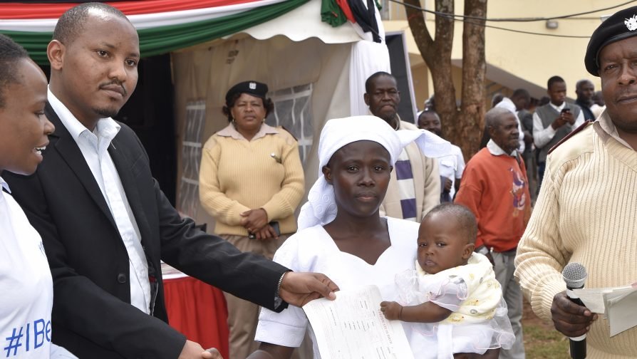 Birth certificates signal brighter future for stateless children in Kenya