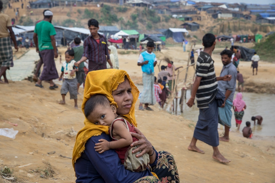 Bangladesh. Desperation and heavy rains blight Rohingya refugees