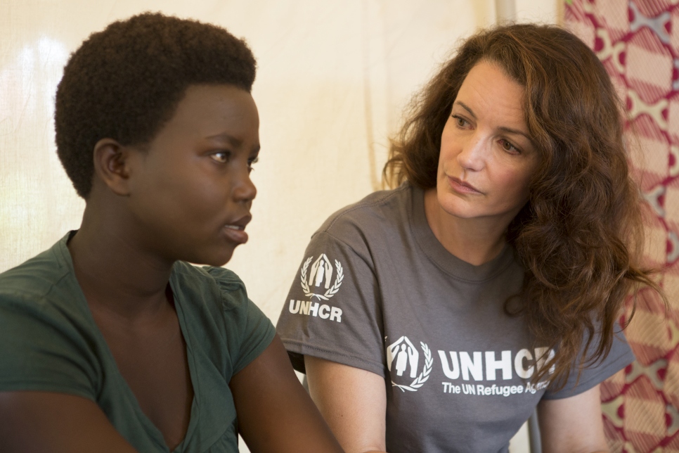 Kristin meets 16-year-old Burundian refugee Pelagie in Mahama refugee camp. She came alone to the camp: her mother had left her and her father died during the Burundian civil war. She was completely vulnerable until UNHCR joined her up with 3 other young girls and a foster carer.