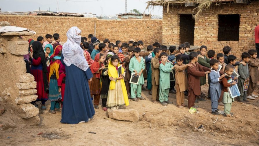 UNHCR urges intensified support for displaced Afghans and refugee hosting nations