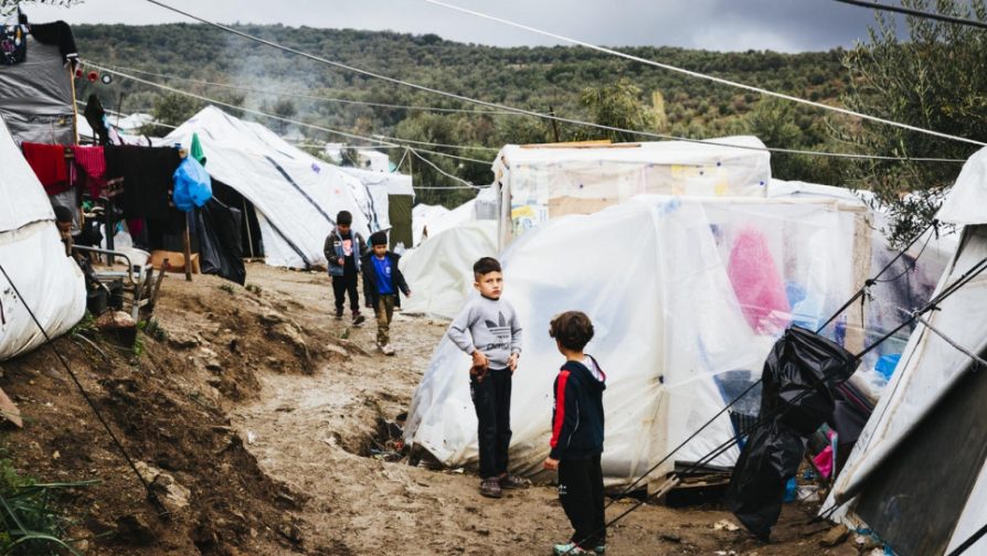 Ο Ύπατος Αρμοστής καλεί σε επείγουσα δράση για τις συνθήκες των αιτούντων άσυλο στα ελληνικά νησιά