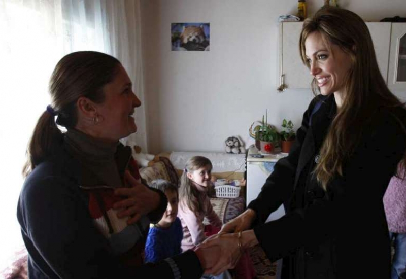 Angelina Jolie visits Refugee Returnee in Bosnia 