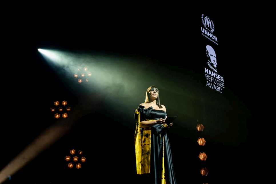 South African television presenter and UNHCR Goodwill Ambassador Leanne Manas hosts the 2019 Nansen Refugee Award ceremony. 