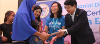 UNHCR and UNICEF support Zamboanga City in pilot birth registration project for Sama Bajaus