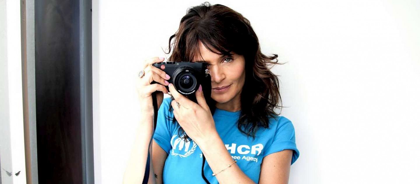 High profile supporter Helena Christensen has travelled out to Colombia to document and photograph internally displaced women in both a rural and an urban environment. She says: I have just returned from a trip to Colombia with UNHCR, where I had the privilege of meeting some incredibly courageous, but very vulnerable women. As a photographer, it was an extraordinary opportunity traveling to Colombia, spending time in communities there, talking to women and documenting their lives – using photography to tell their extraordinary stories