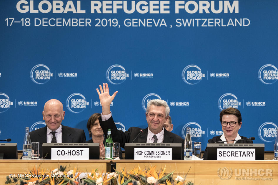 Filippo Grandi, Haut Commissaire des Nations Unies pour les réfugiés, et le co-organisateur Manuel Bessler, chef du Corps suisse pour l'aide humanitaire (CSA), résument les résultats du premier Forum mondial sur les réfugiés au Palais des Nations à Genève. 