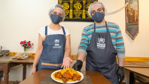 Fátima y Ahamad son hermanos sirios, juntos se sumaron al Día Mundial del Refugiado cocinando desde su restaurant de comida árabe Siriana que se encuentra en el barrio porteño de Palermo.