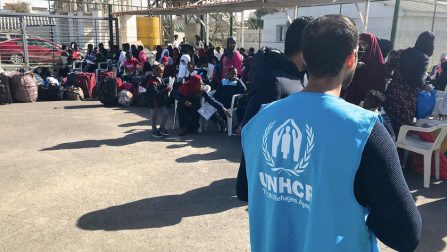 UNHCR schort werkzaamheden in Tripoli bij verzamel- en vertrekfaciliteit op