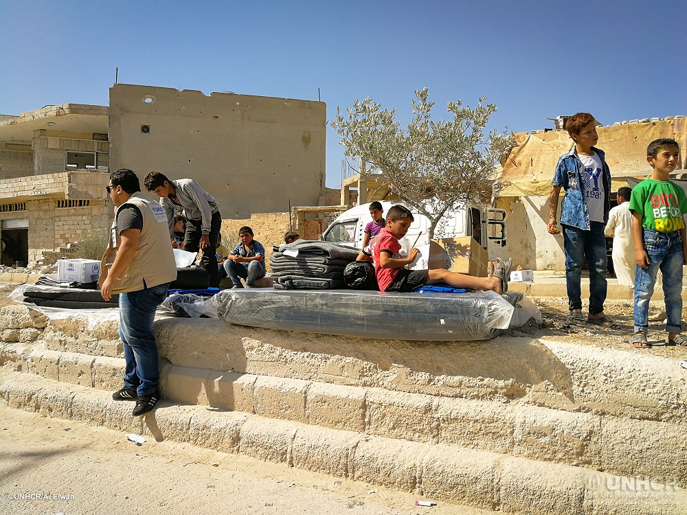 UNHCR provides relief aid to new returnees in northern Rural-Hama