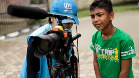 Indonesia. Rohingya siblings split by tragedy