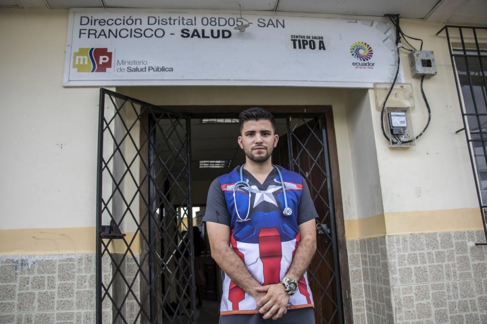 Venezuelan doctor Samuel Suárez has joined the coronavirus public health response in San Francisco, a remote village in Ecuador.