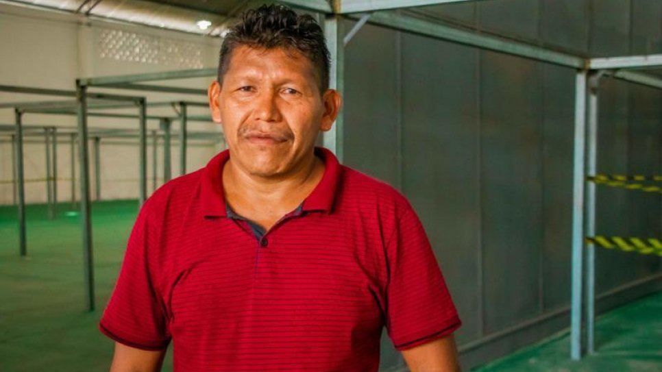 D'origine vénézuélienne, Orlando Martínez a fui le Brésil avec sa famille qui appartient à l'ethnie autochtone warao. Pendant la pandémie de coronavirus, ils ont tout fait pour rester en sécurité. 