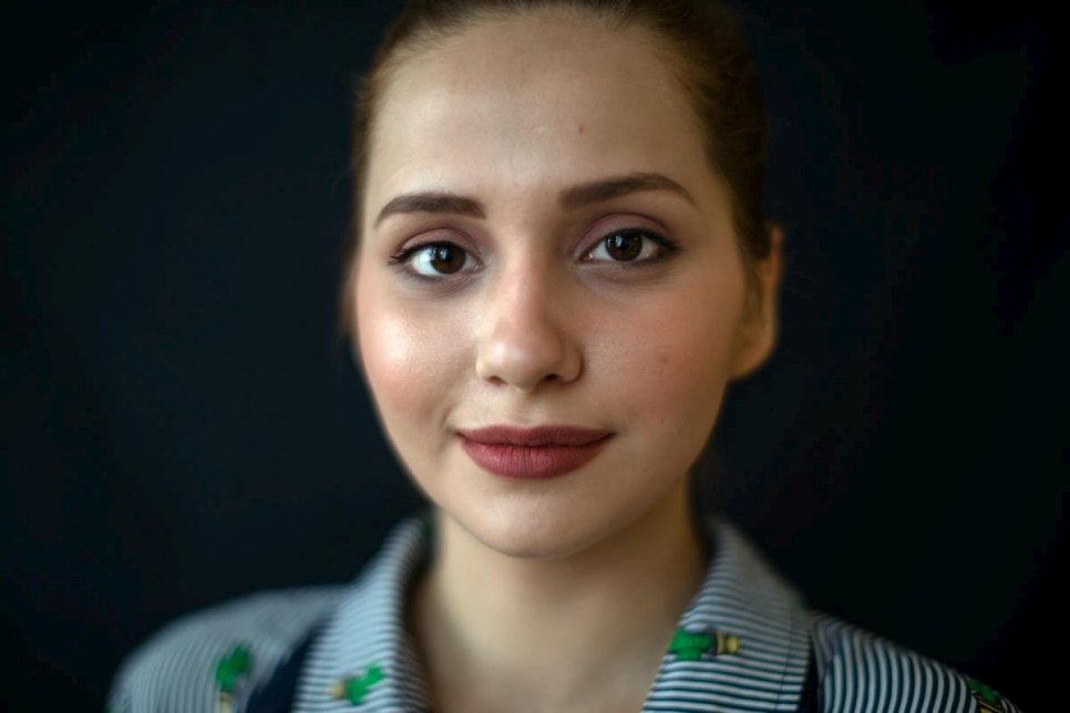 "I wanted to do something creative, innovative, practical and social."

Hina Shikhani, 21, is pursuing a Bachelor's degree in Business Administration. Originally from Afghanistan, Hina is a refugee in Pakistan. While she was always encouraged Hina to become a medical professional, Hina saw herself supporting her family and society in a different way. Through a fellow refugee student, Hina learned of the DAFI scholarship. Being selected has relieved her parents of a financial burden. When not studying, Hina organises awareness-raising events and blood donation sessions at her university's Blood Donor Society.