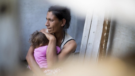 Une participante à un atelier du HCR sur l'apatridie à Skopje, en Macédoine (aujourd'hui Macédoine du Nord), en mai 2017. L'apatridie touche des millions de personnes dans le monde entier, les privant souvent de leurs droits fondamentaux. 