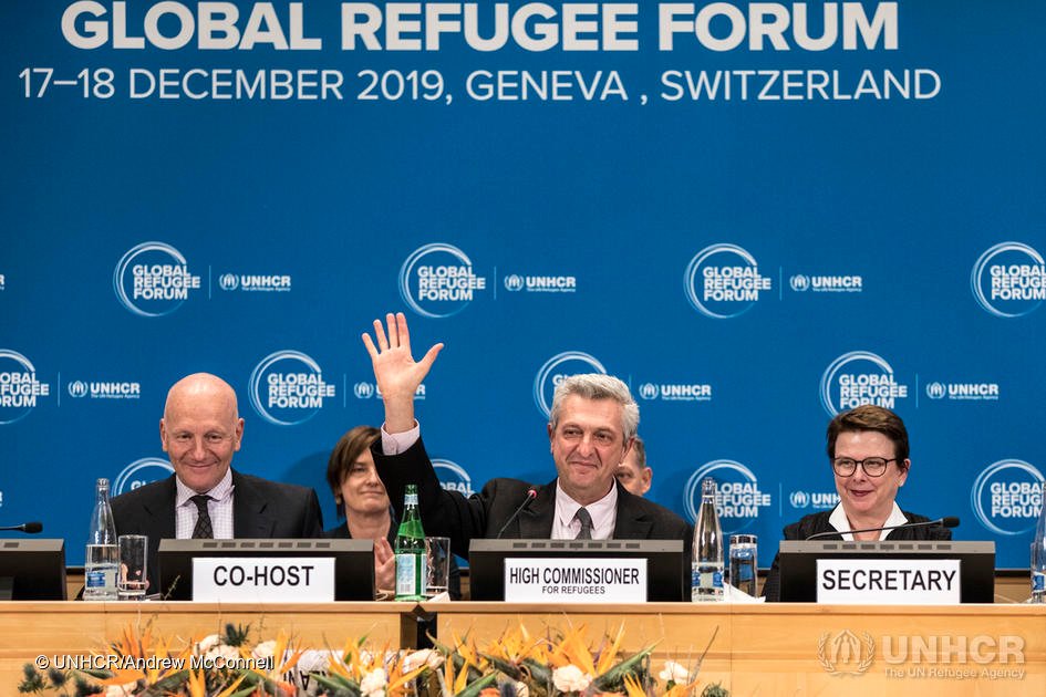 Filippo Grandi, Haut Commissaire des Nations Unies pour les réfugiés, et le co-organisateur Manuel Bessler, chef du Corps suisse pour l'aide humanitaire (CSA), résument les résultats du premier Forum mondial sur les réfugiés au Palais des Nations à Genève. 