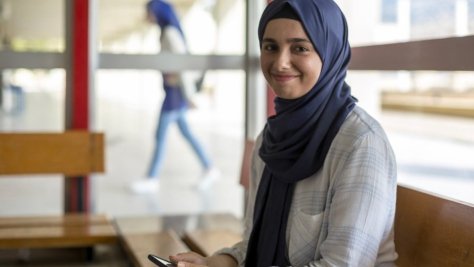 UNHCR, the UN Refugee Agency - Weaam and her family left Syria in 2014, fleeing from bombs and bullets. 
Weaam had to overcome many challenges but eventually succeeded. Thanks to a scholarship program, she now studies Computer Science. She has great ambitions for the future: "My dream is to stand someday on a large stage to share my story and challenges and to encourage everyone to continue working to achieve their dreams." 