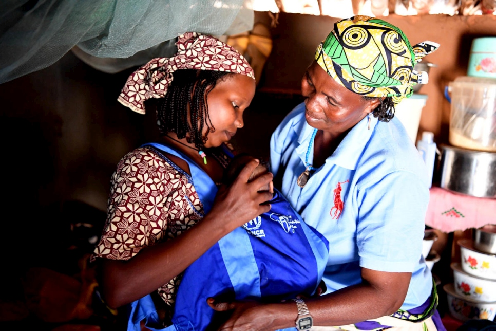 Cameroon. Saving babies' lives with Kangaroo care