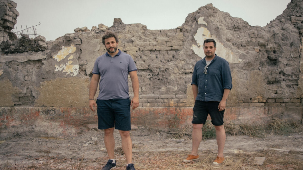 Nikola Kovačević and Andras Lederer, Advocacy Manager for the Hungarian Helsinki Committee.