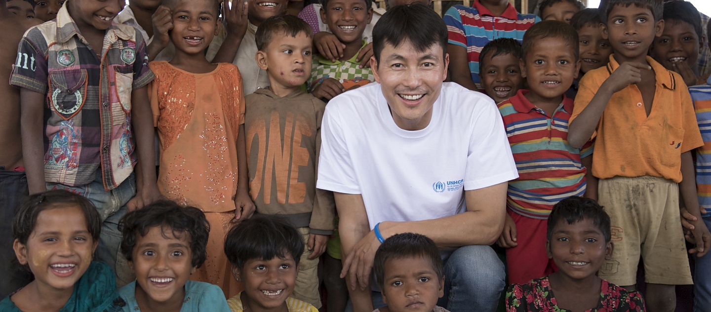 UNHCR Goodwill Ambassador Jung Woo-sung visits Rohingya refugees in Bangladesh