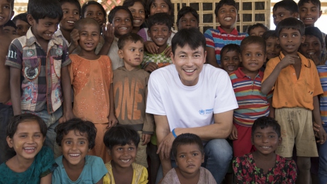 UNHCR Goodwill Ambassador Jung Woo-sung visits Rohingya refugees in Bangladesh