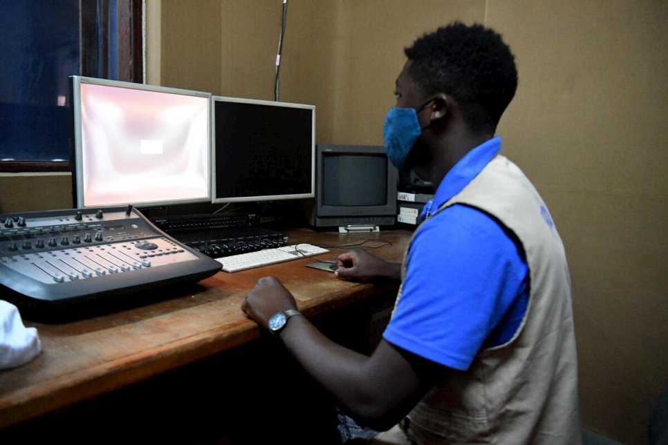 Cameroon. Refugee radio show