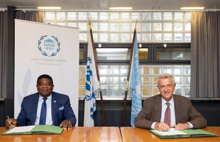 UN High Commissioner for Refugees, Filippo Grandi signs a Memo of Understanding with the Secretary General of the of the Inter-Parliamentary Union, Martin Chungong