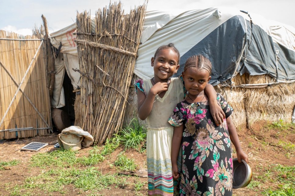 Sudan. High Commissioner visits Um Rakuba camp in eastern Sudan