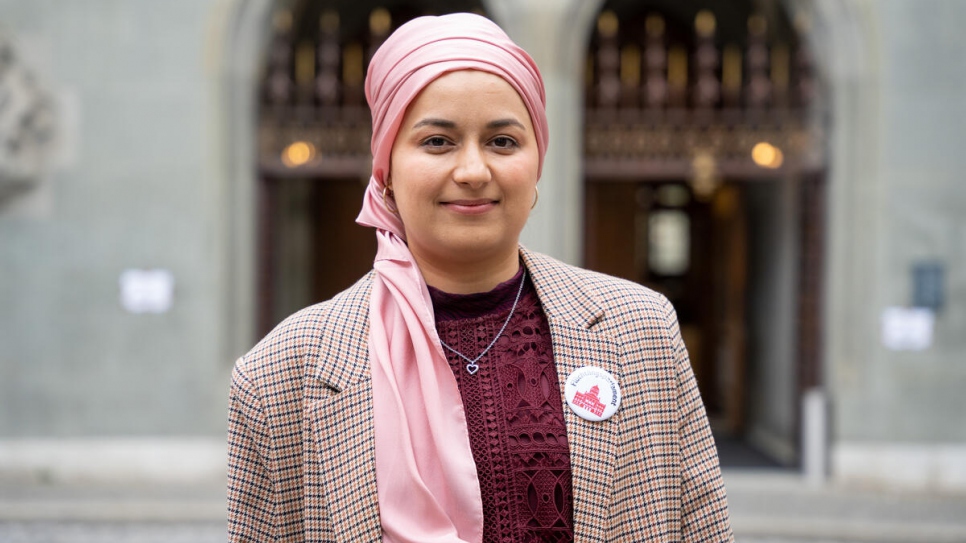 Nahid Haidari, de 25 años, es una de las fundadoras y organizadoras del Parlamento de los Refugiados.