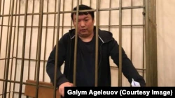 Kazakh activist Muratbek Tunghyshbaev appears at a Kyrgyz court hearing last month.