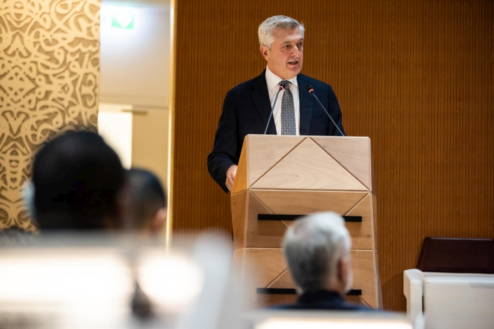 El Alto Comisionado de la ONU para los Refugiados, Filippo Grandi, interviene durante la 73ª sesión del Comité Ejecutivo del Programa del Alto Comisionado en Ginebra.