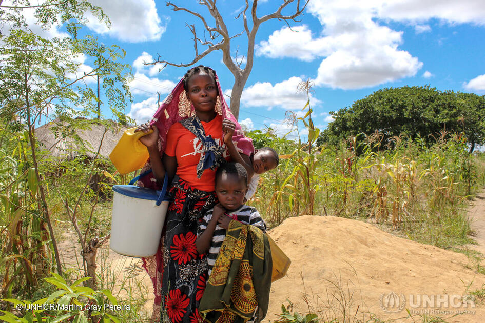 Mozambique. Displaced mother with her children in Cabo Delgado.