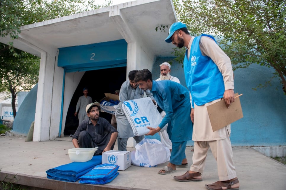 Pakistan. UNHCR provides emergency support in flood-stricken Khyber Pakhtunkhwa