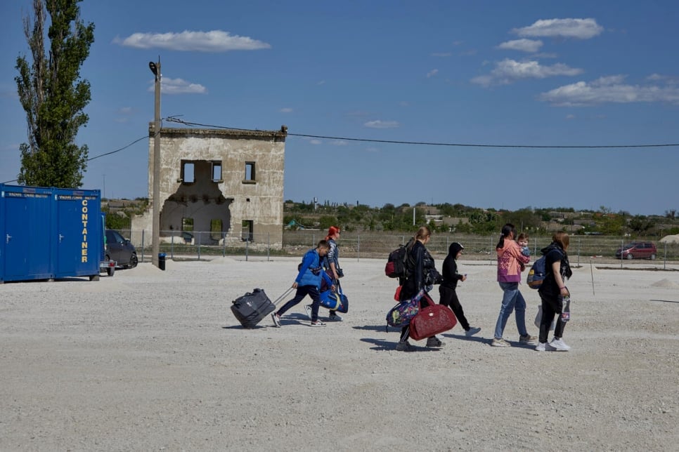 Moldova. Crossings to and from Ukraine continue at Palanca border