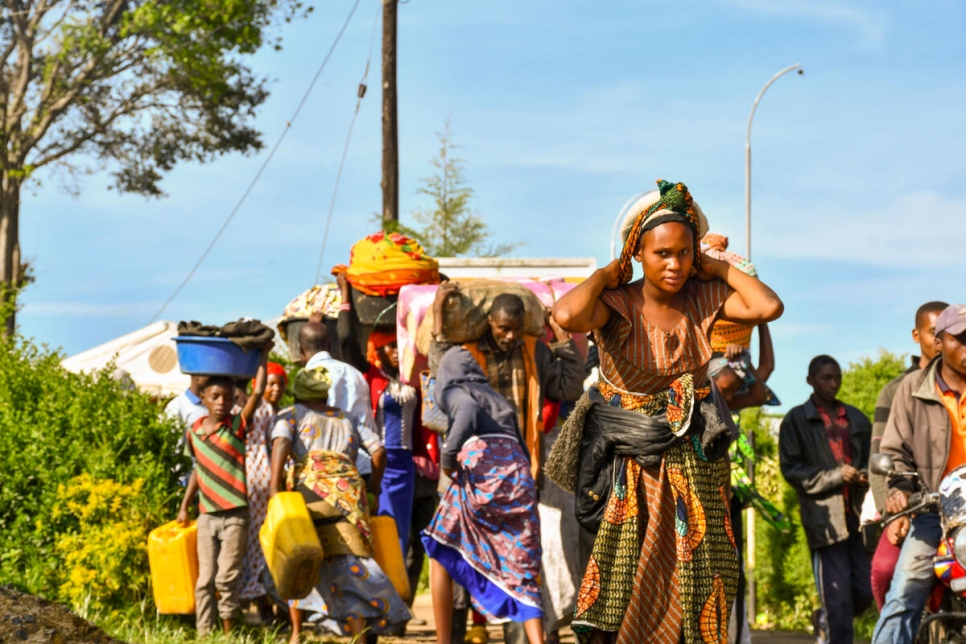 Uganda. Thousands flee into Uganda following clashes in DR Congo