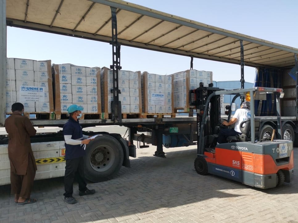 UAE. Loading of relief items from UNHCR's Global Stockpile in Dubai to assist people in flood affected parts of Pakistan