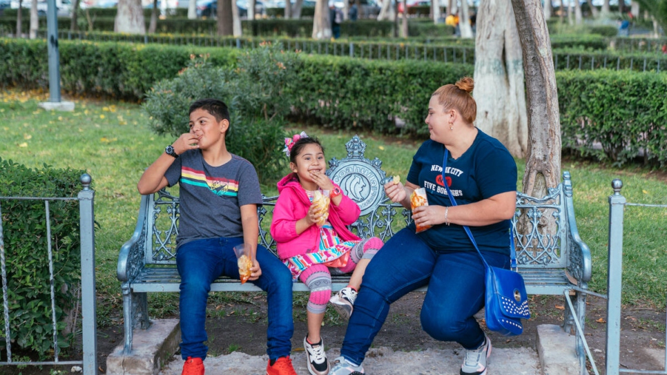 En sécurité au Mexique, la famille peut enfin baisser la garde.