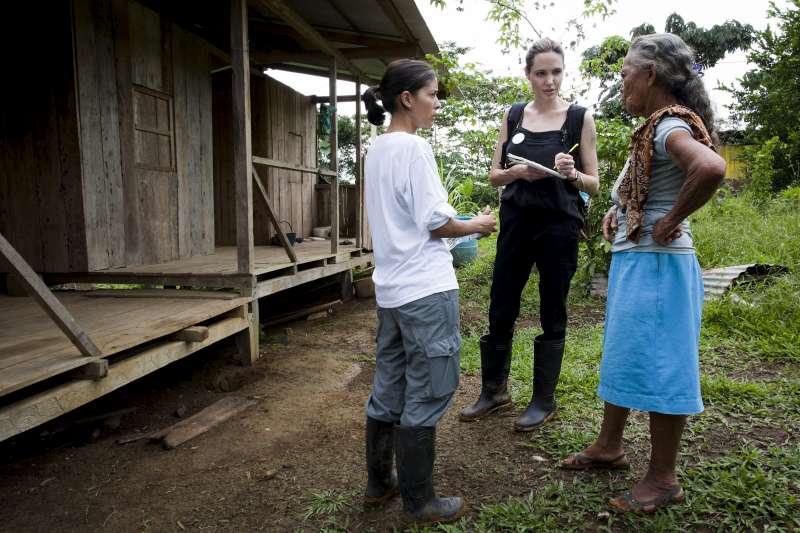 UNHCR Special Envoy Angelina Jolie meets 71-year-old Gerardina in the village of Barranca Bermeja, a remote refugee community on the banks of the San Miguel River, which marks Ecuador's border with Colombia.