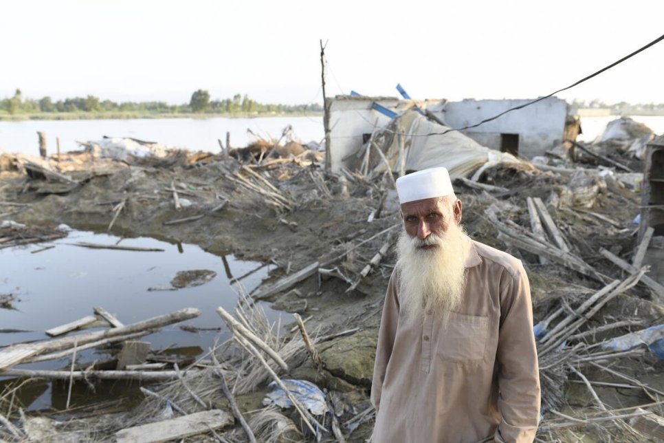 Pakistan. Afghan refugees in Pakistan receive support from UNHCR after devastating floods in the country