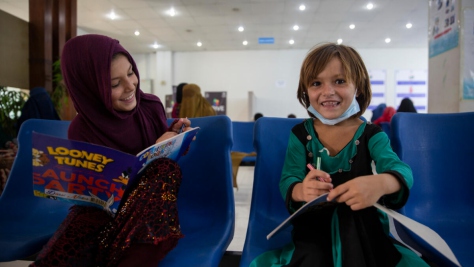 Pakistan. Biometric smartcards issued to registered Afghan refugees