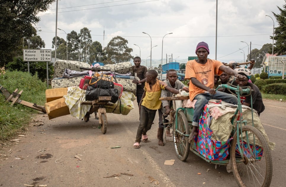 Uganda. Some families who fled clashes return home to DRC from Uganda