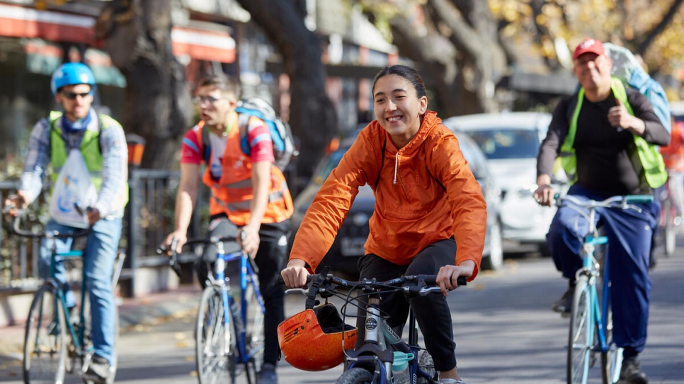 Riders of all ages enjoyed cycling in the winter sunshine before sharing lunch in Mendoza.