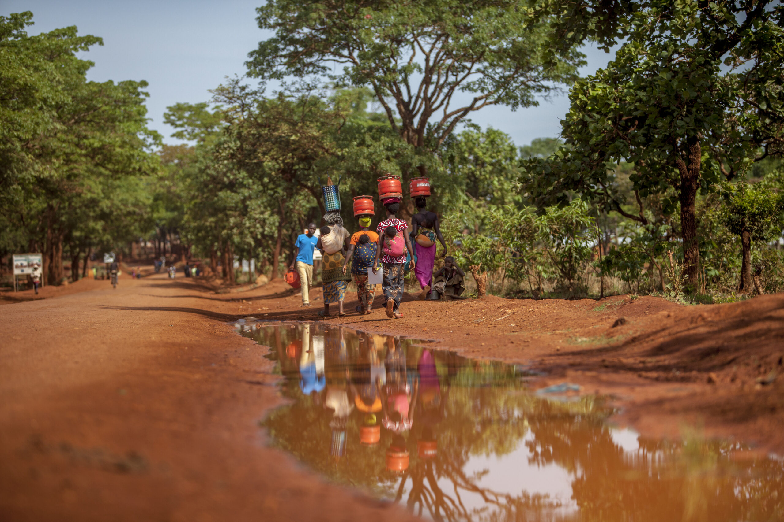 Liquid petroleum gas project reduces risks for women and children. © UNHCR/Georgina Goodwin