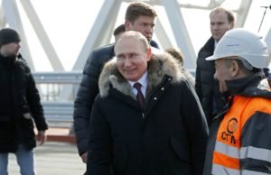 Russian President Vladimir Putin visiting the construction of the Kerch Strait Bridge (Source: bt.dk)