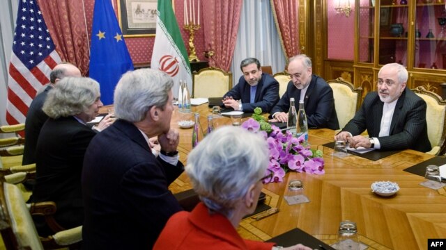 US Secretary of State John Kerry and his Iranian counterpart Mohammad Javad Zarif lead their respective negotiating teams.