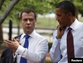 Obama and Medvedev discussed the situation in Kyrgyzstan