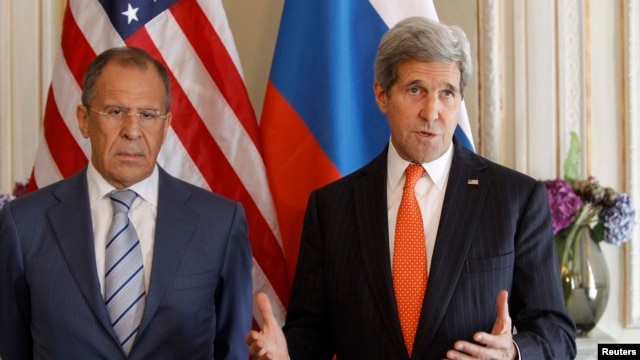 U.S. Secretary of State John Kerry and his Russian counterpart Sergey Lavrov have discussed the crisis in Ukraine.
