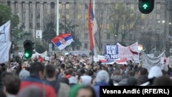 Protesters in Belgrade on April 5