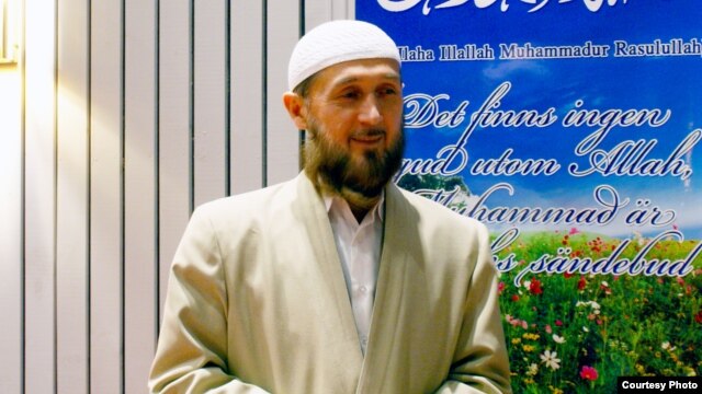 Obidkhon Qori Nazarov was one of the most popular imams in Central Asia in the early 1990s.
