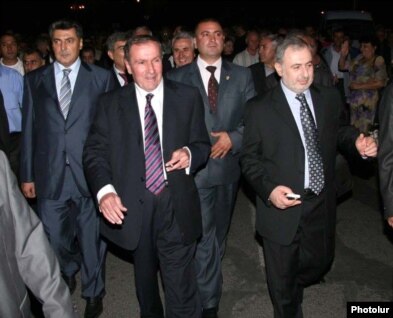 Opposition leader Levon Ter-Petrosian leads a march of supporters through central Yerevan on September 18.